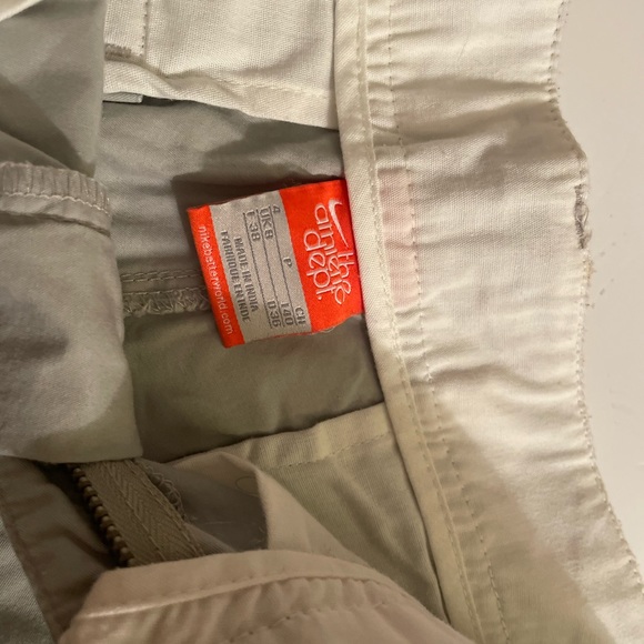 COPY - 🔥🐰Nike short size S (4) cream colour - Picture 3 of 5